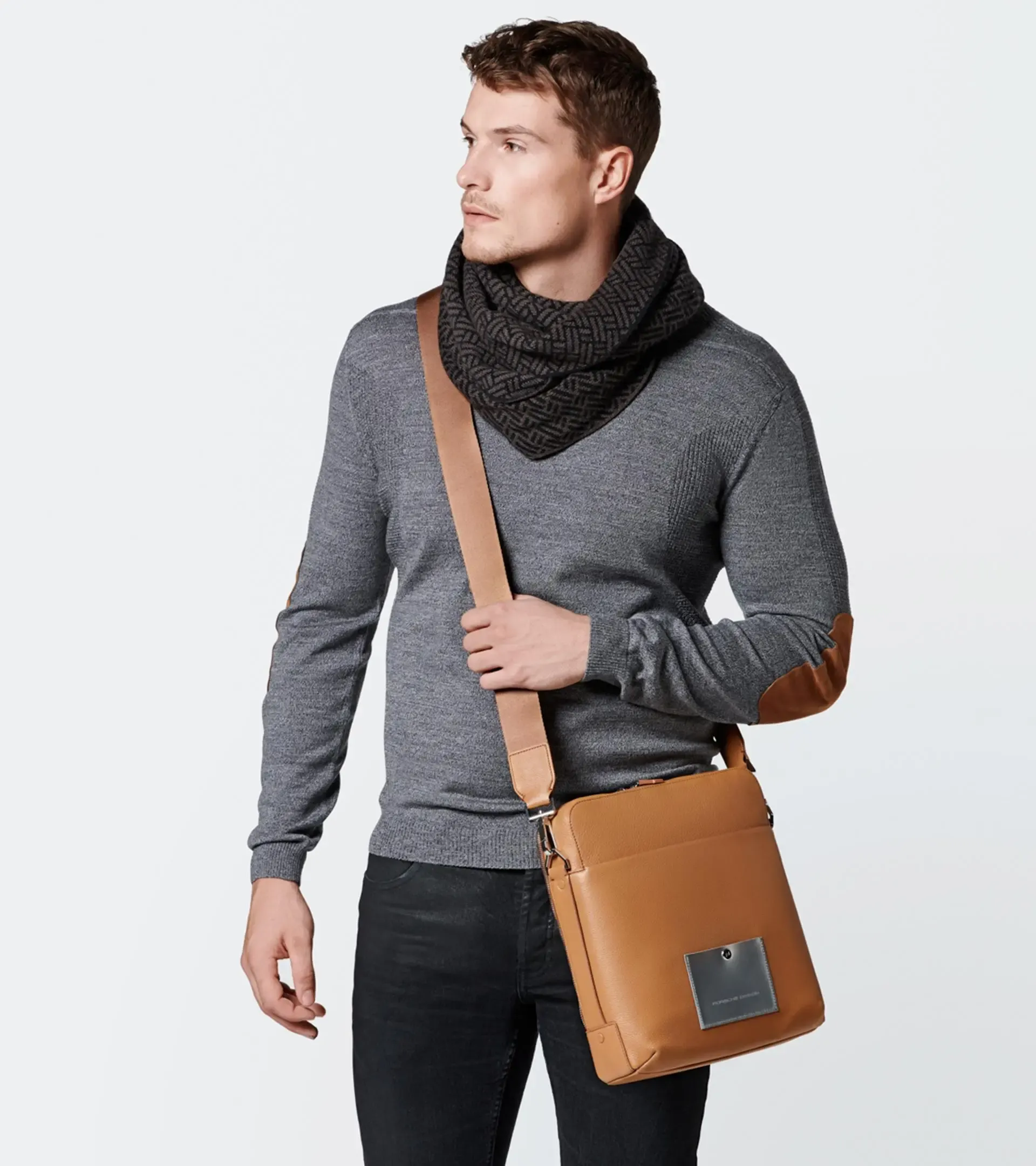Voyager 2.0 ShoulderBag SVZ 5