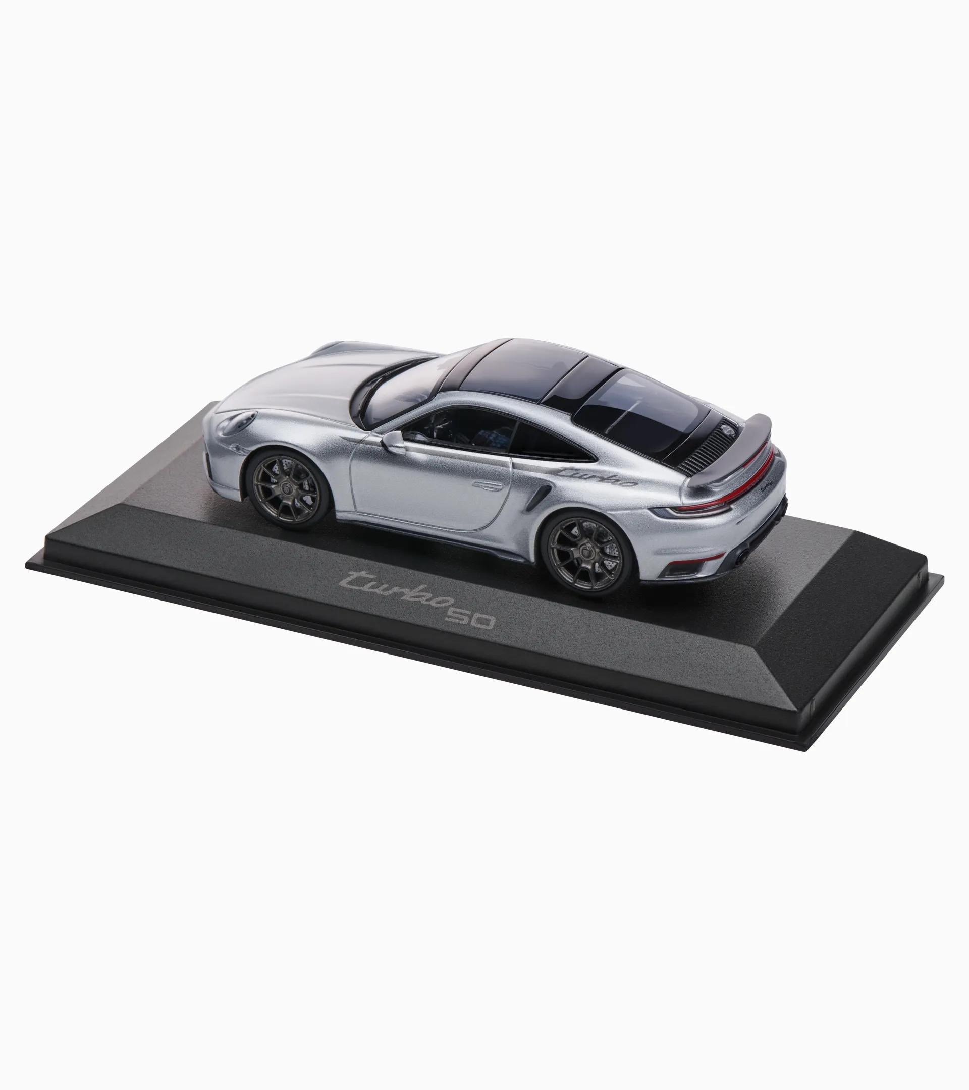 Porsche 911 Turbo 50Y (992) thumbnail 2