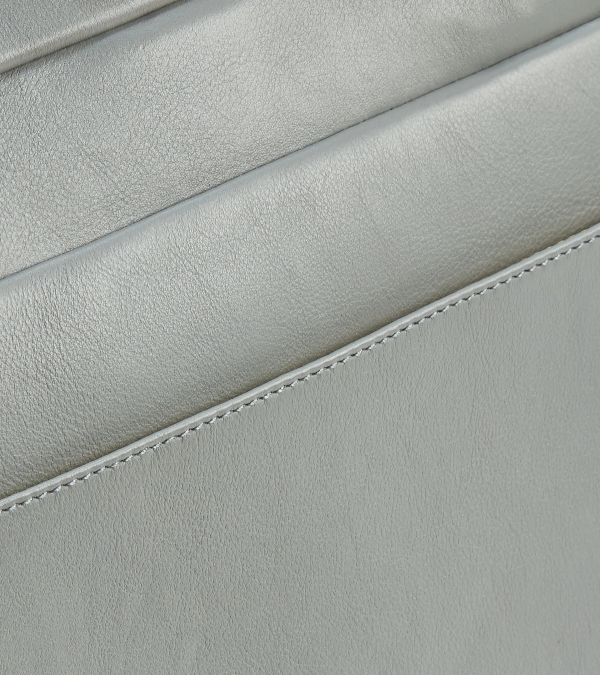 Roadster Leather Briefcase S 5