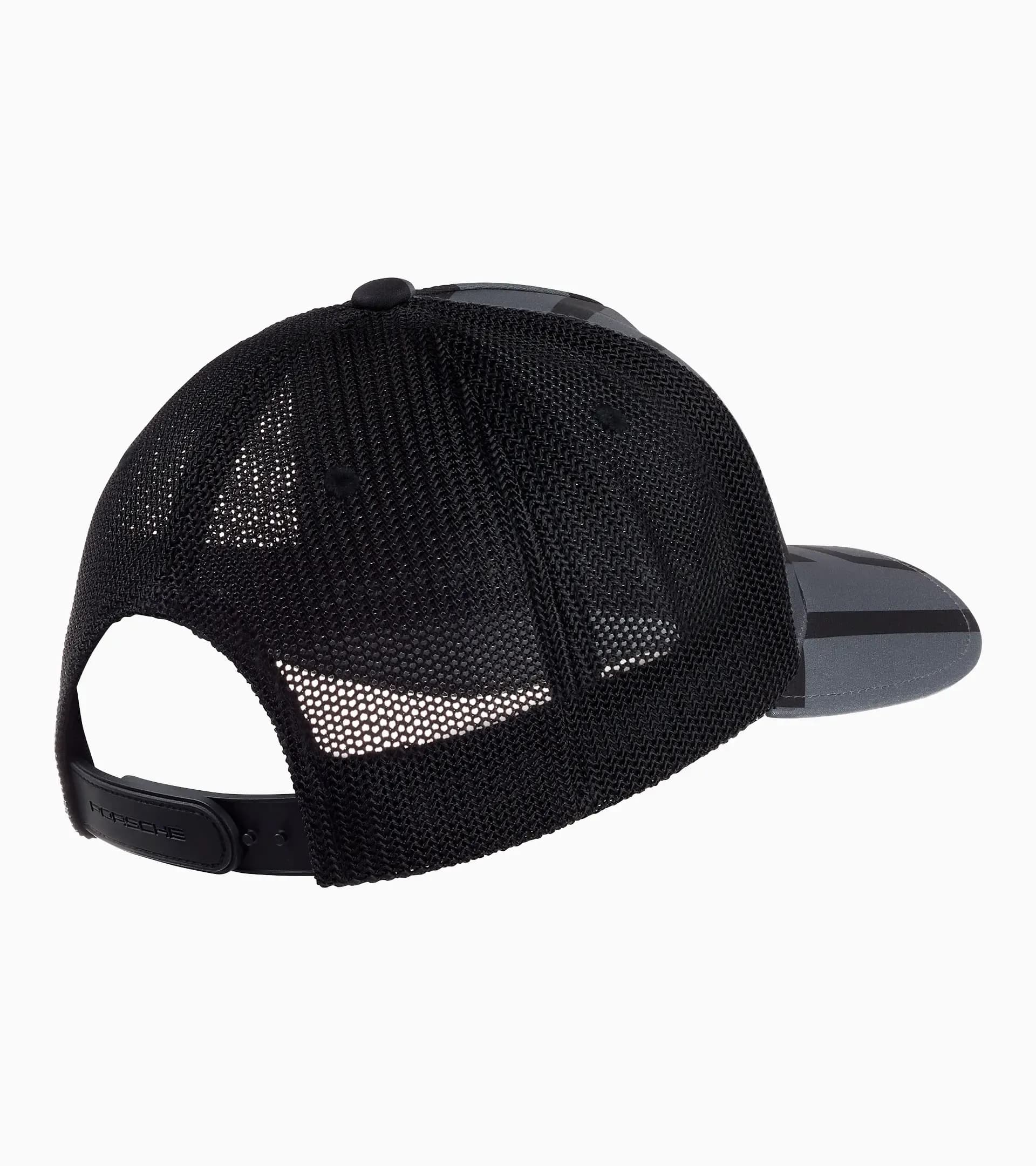 Under Armour Cap All Black, Men's Fashion, Watches & Accessories, Cap &  Hats on Carousell