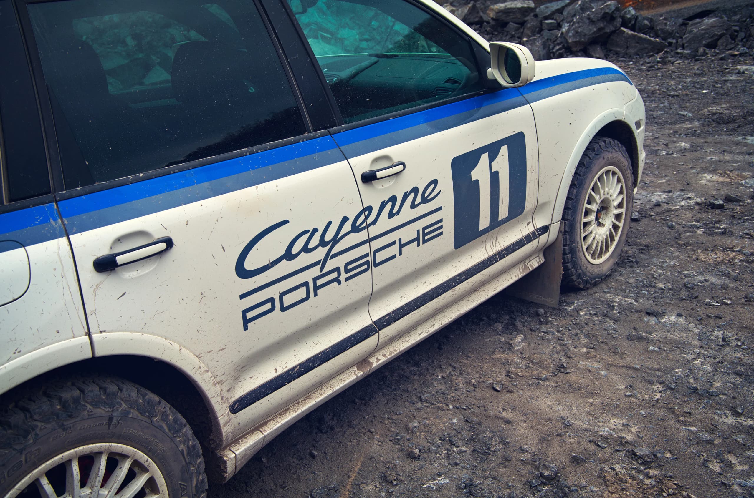Porsche Classic "Rally" Decal Set for Cayenne (E1, E1 II) 1