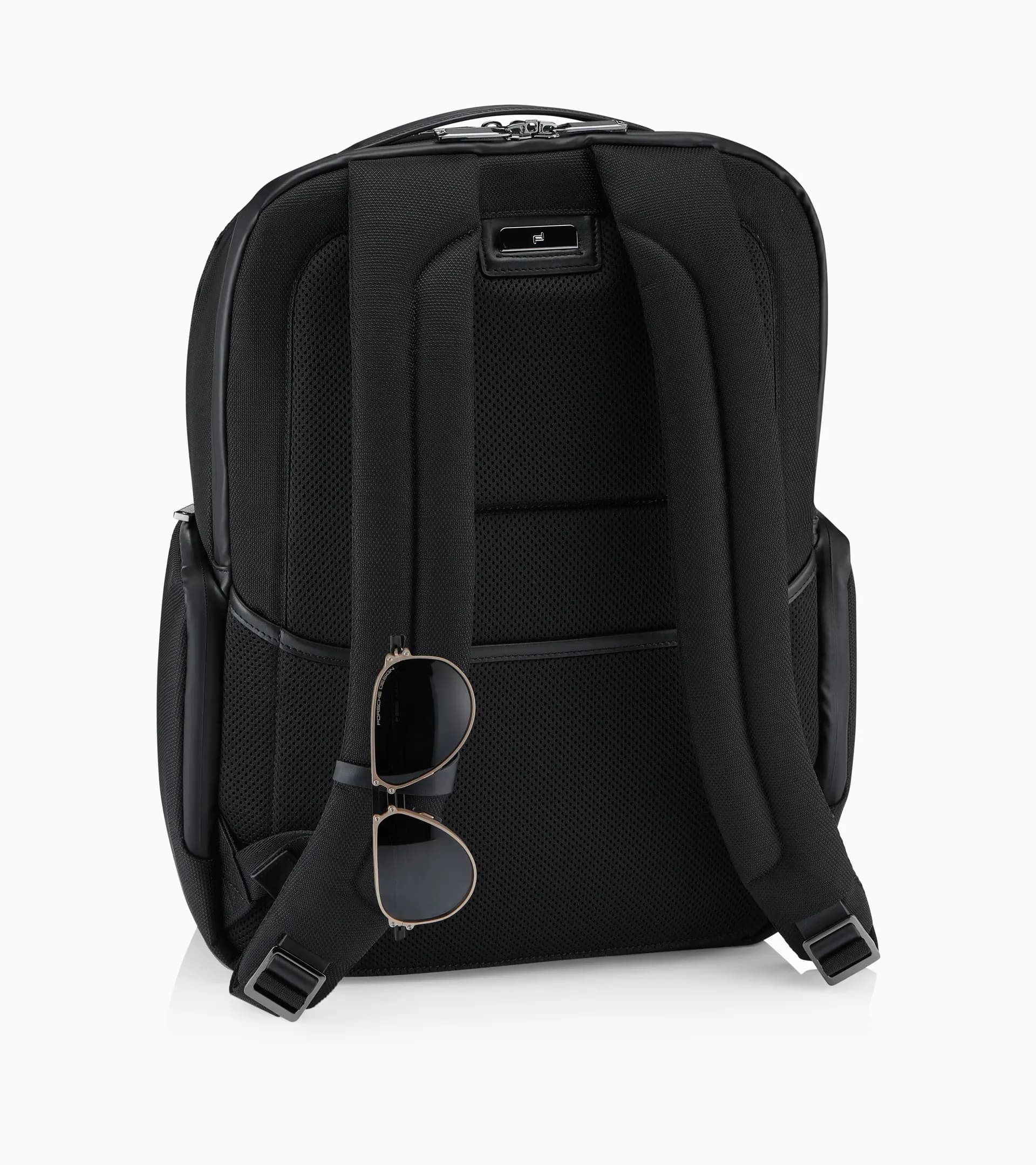 Roadster Nylon Backpack L 8