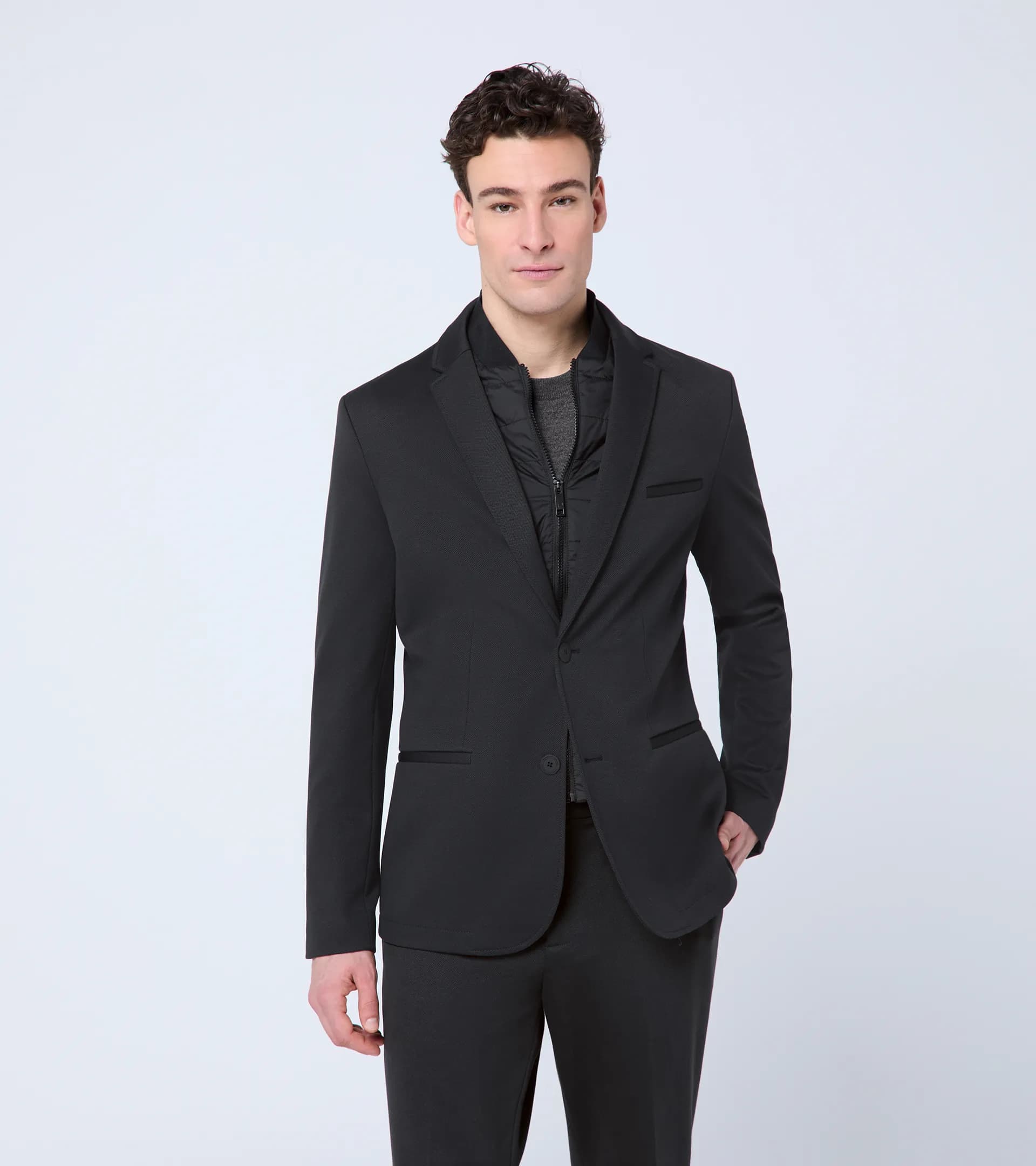 Travel blazer 8