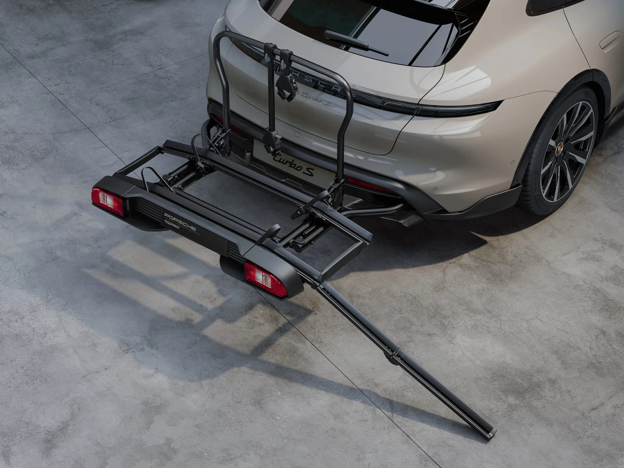 Drive-on ramp for rear bike carrier 1