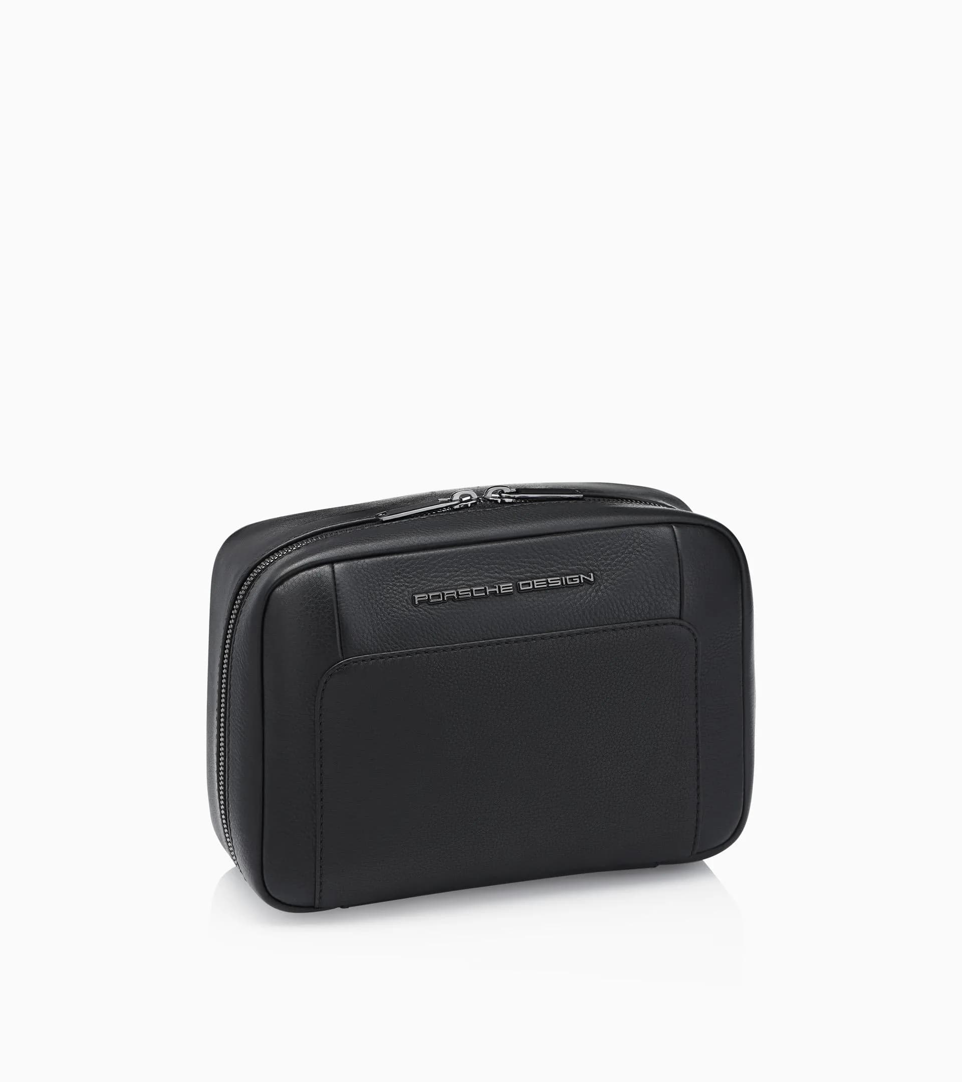 Roadster Leather Washbag M thumbnail 0