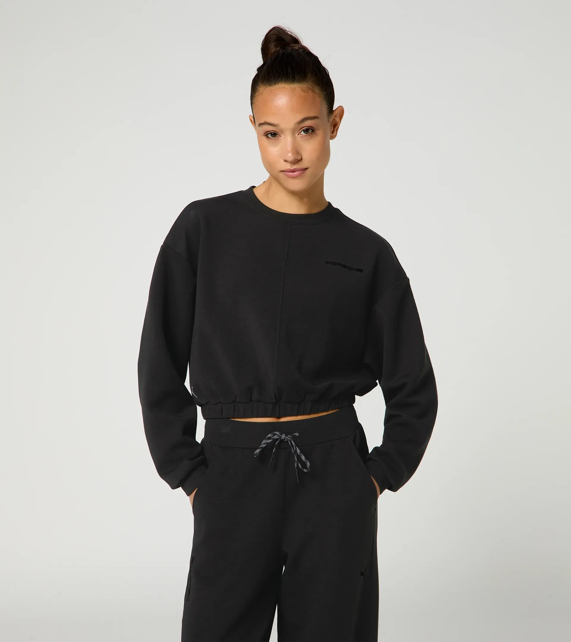 Sweat Crew Neck – Porsche Cayenne Electric Lifestyle 7