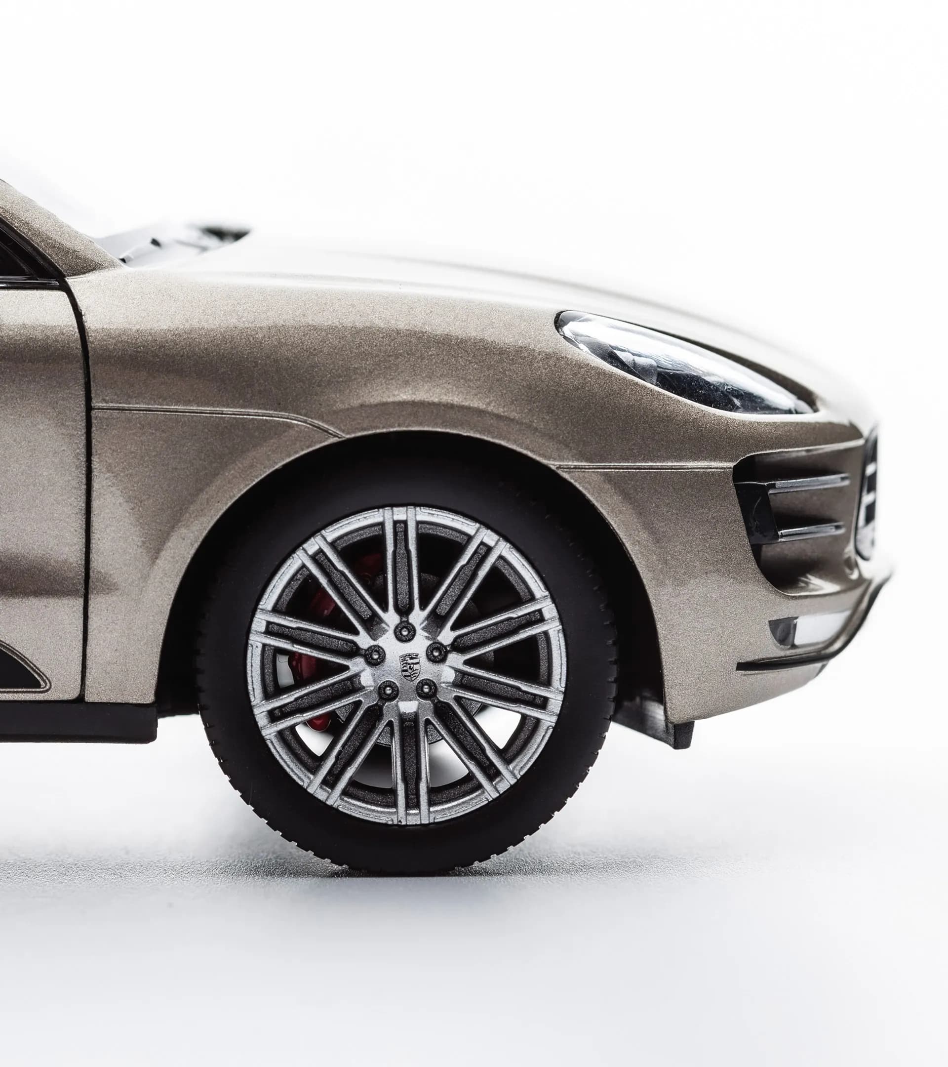 Porsche Macan Turbo 3