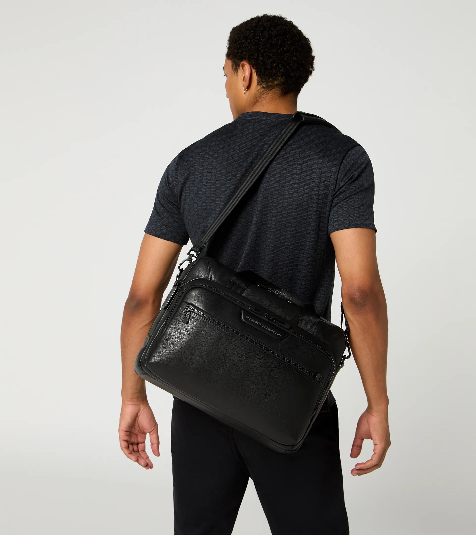 Roadster Leather Briefcase | PORSCHE SHOP