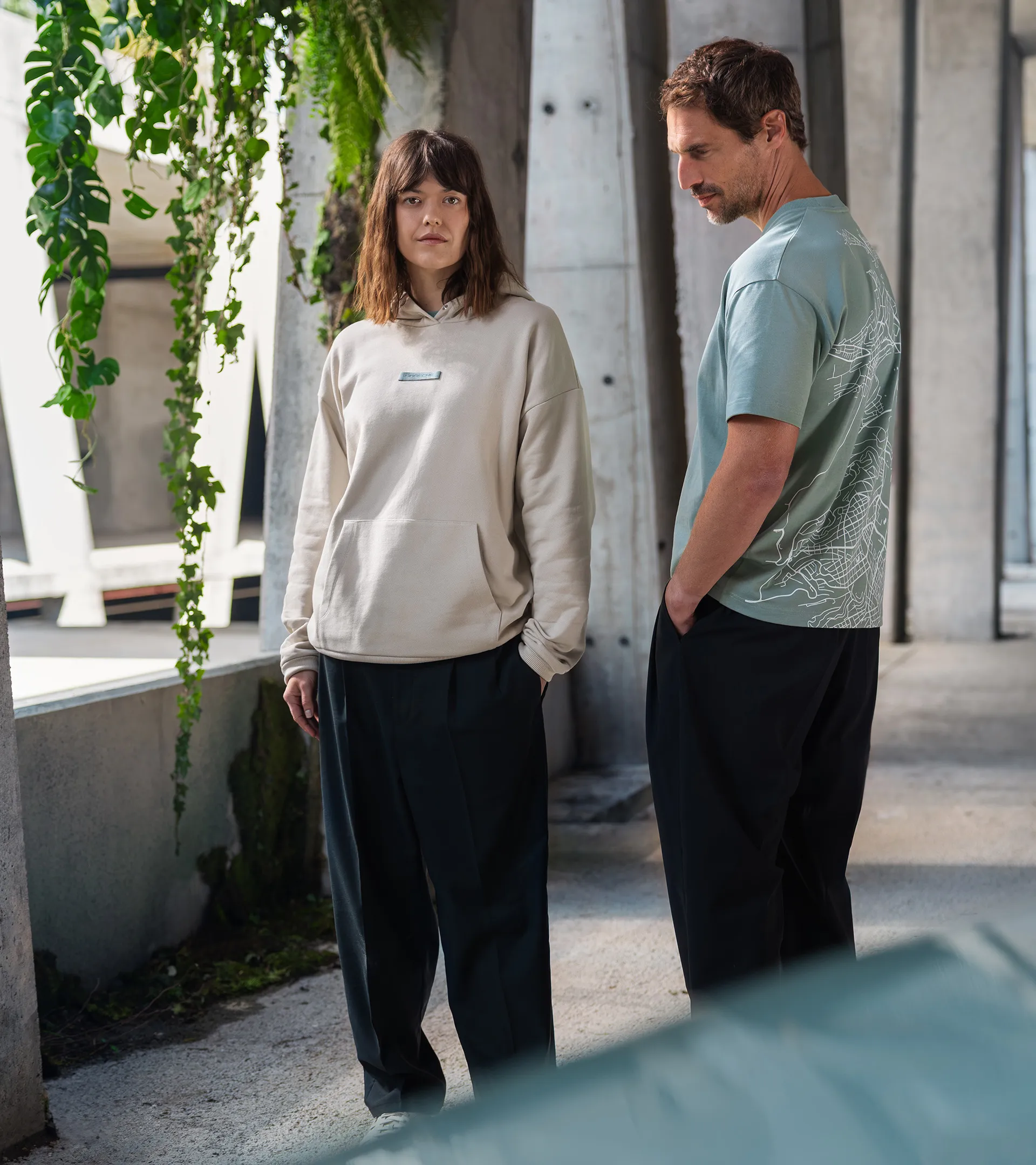 Unisex Urban hoodie – Porsche Cayenne Electric Lifestyle 8