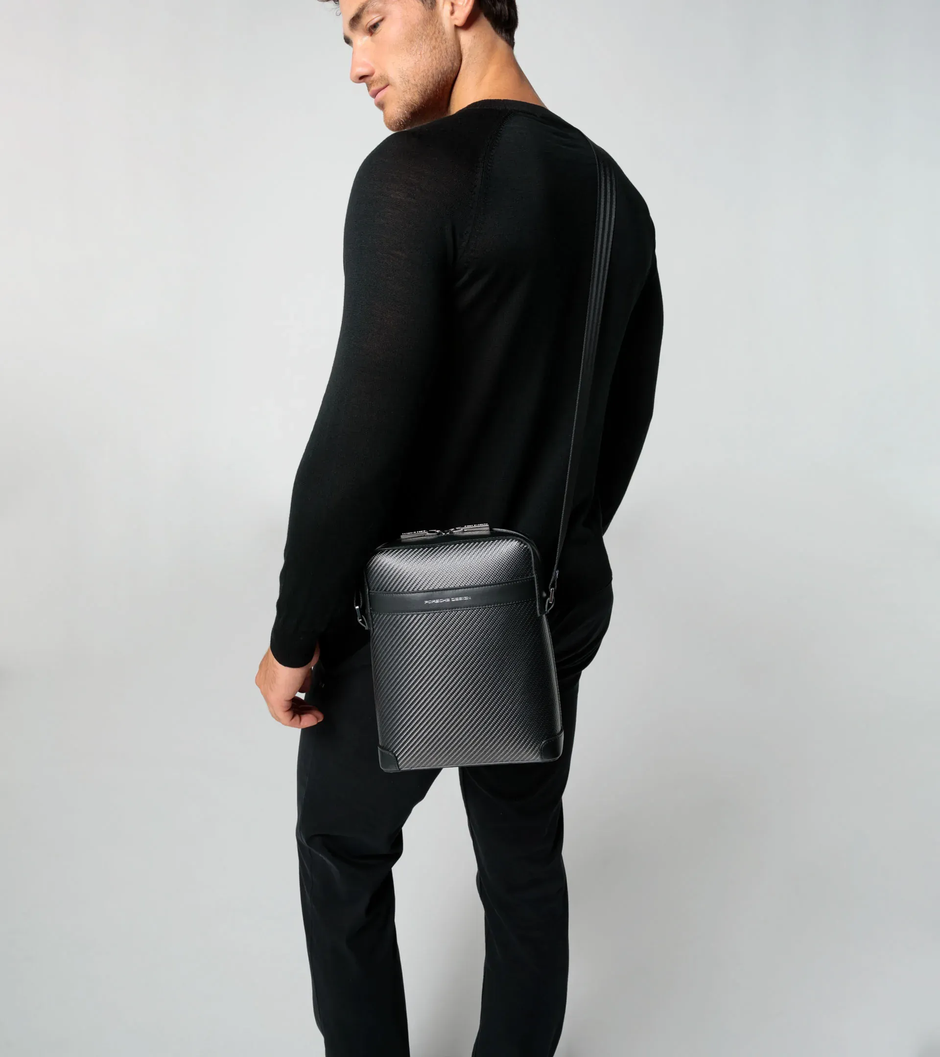 Carbon Shoulder Bag S1 2