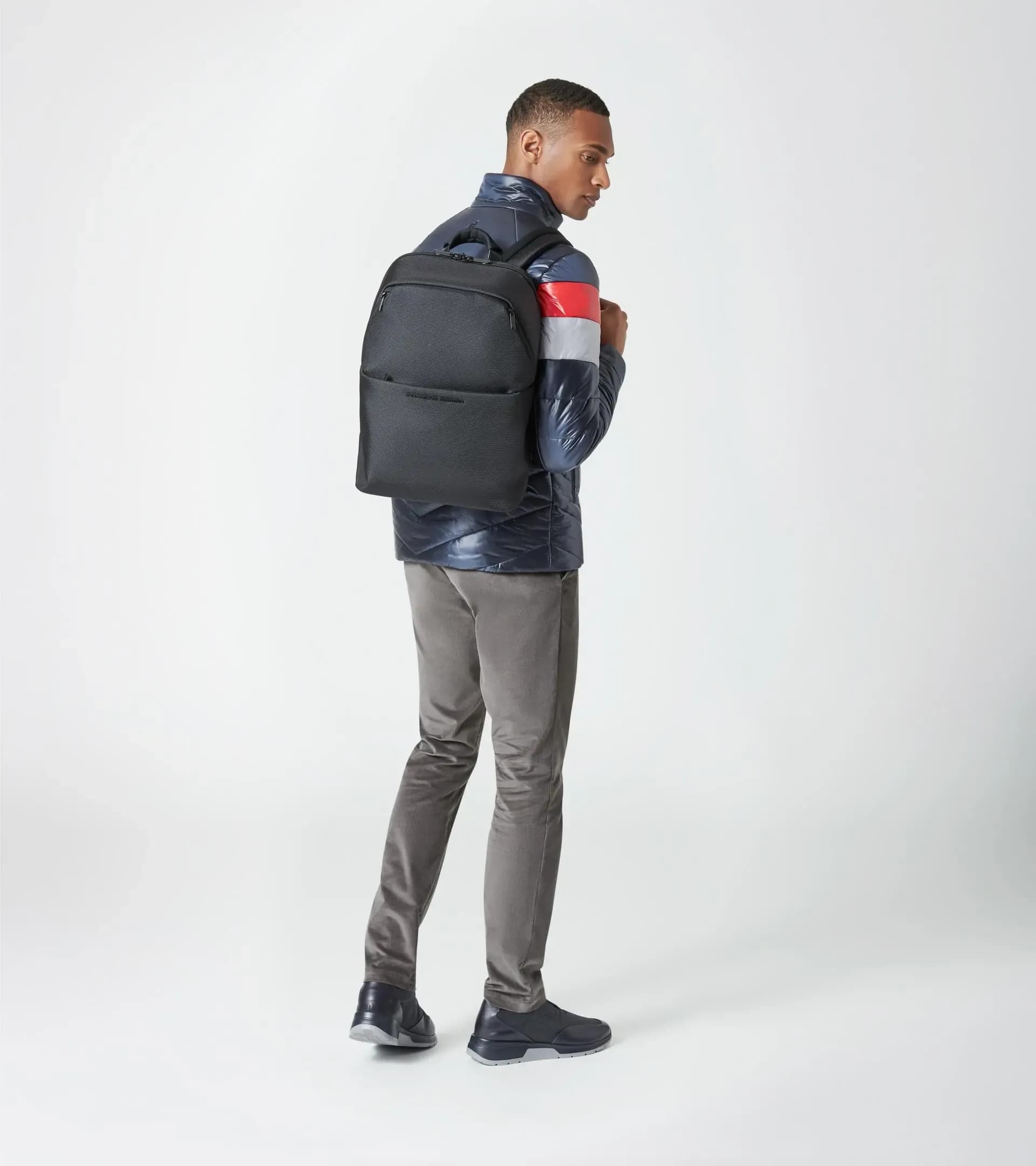 Roadster 4.1 BackPack M | PORSCHE SHOP