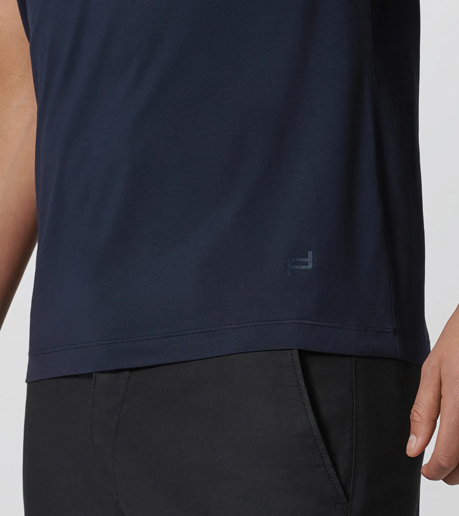 V-Neck T-Shirt 3