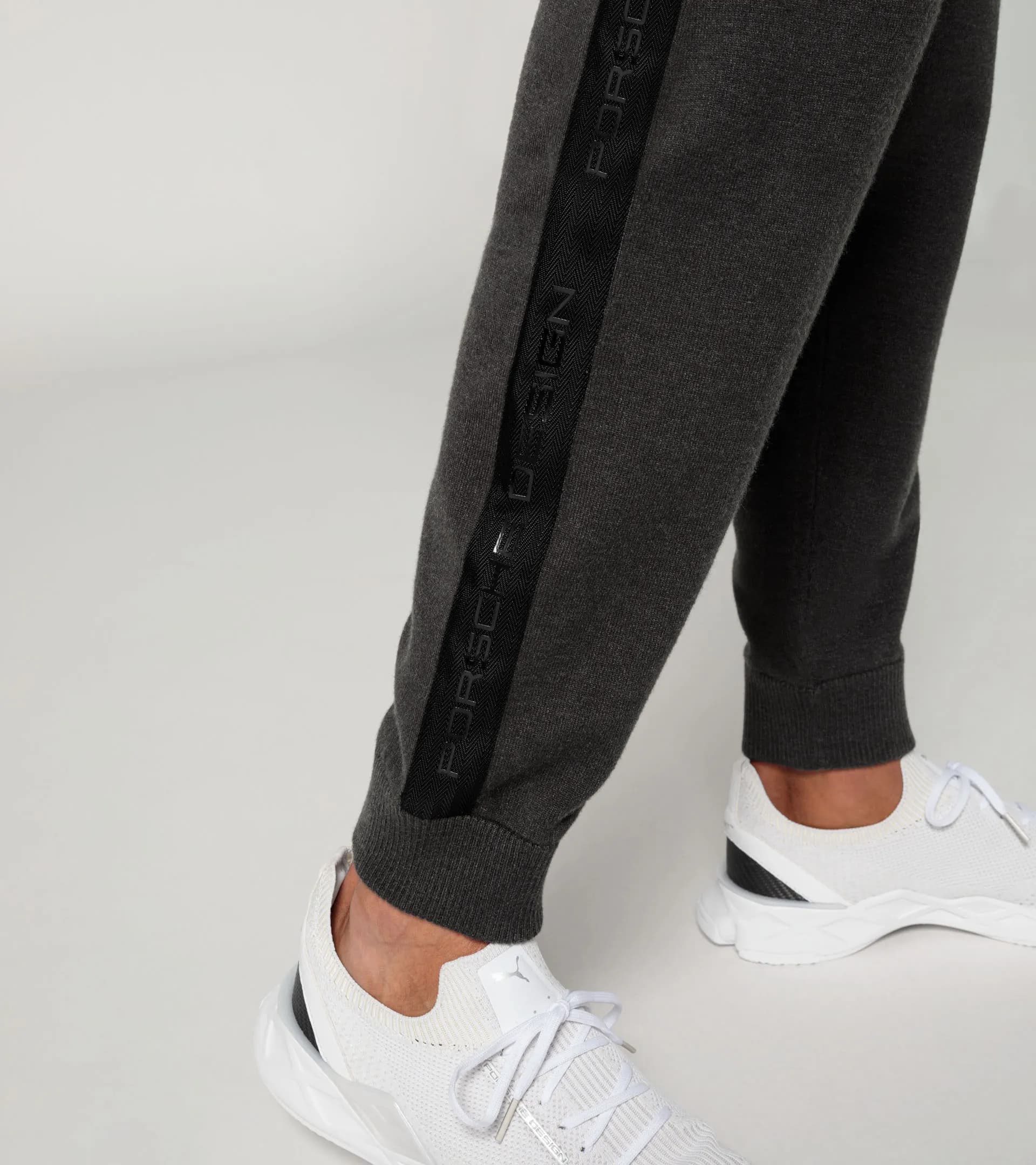 Casual trousers 4