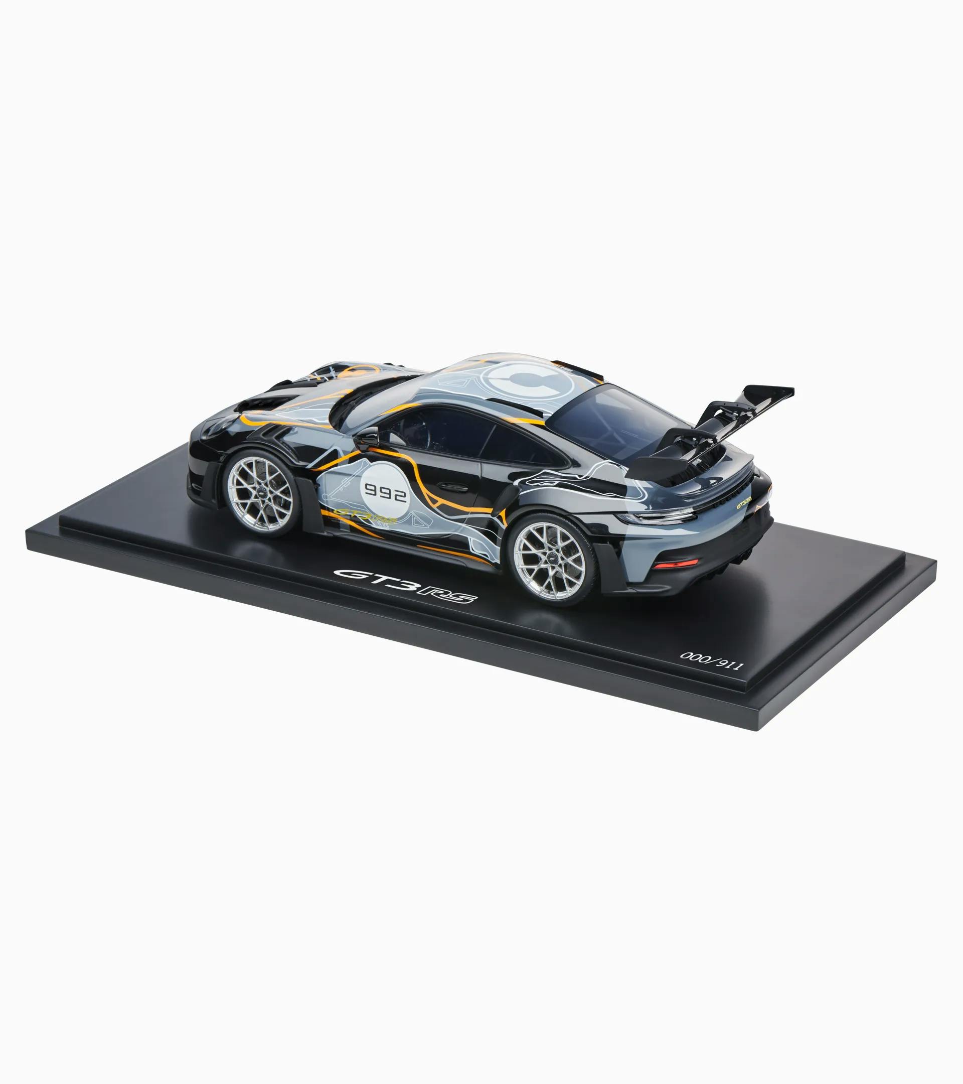 Porsche 911 radiocommandée on sale