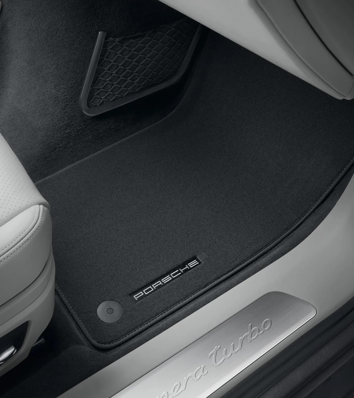 Floor mats with Nubuk surround - Panamera thumbnail 0