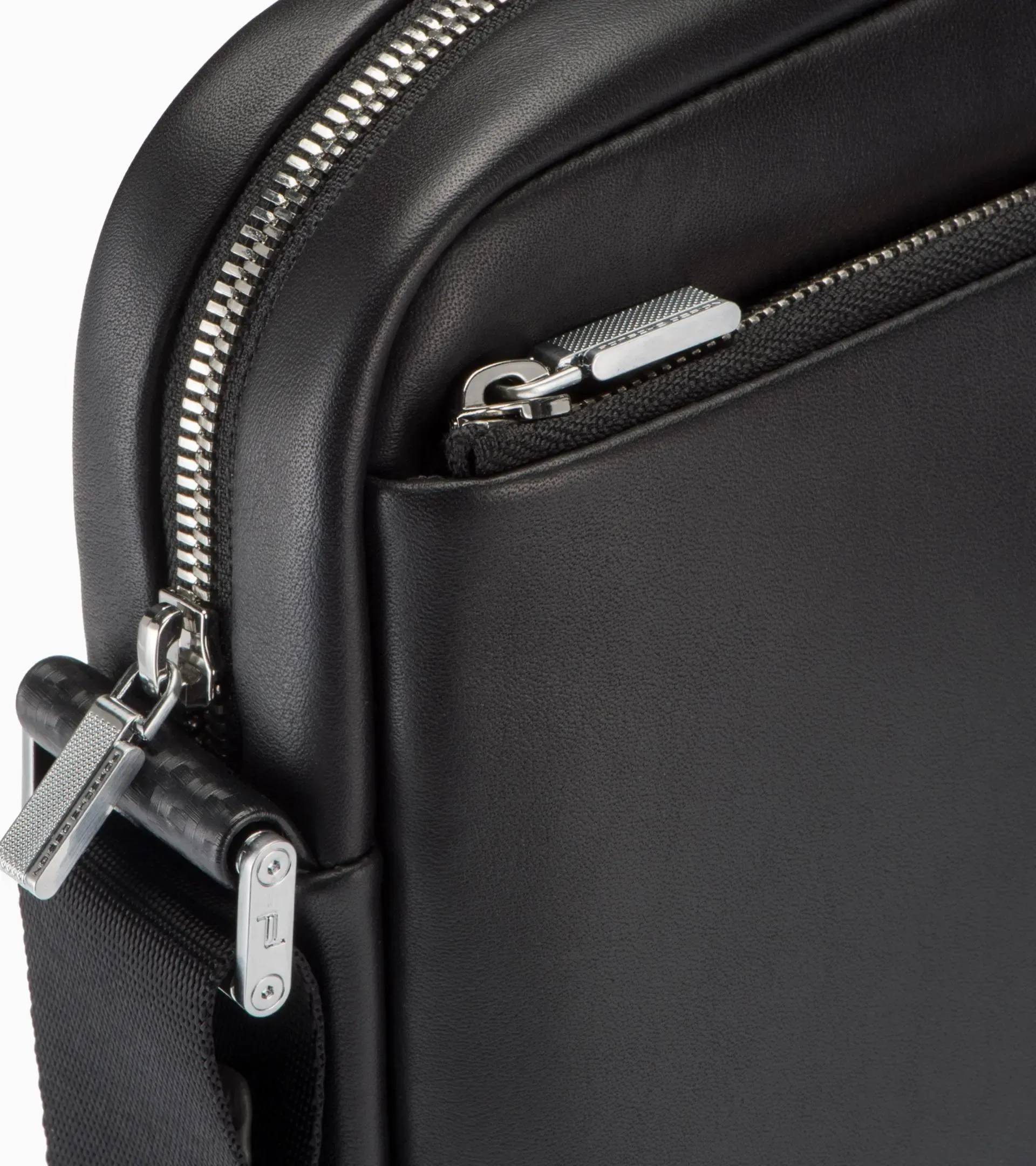 CL2 3.0 ShoulderBag SVZ 2