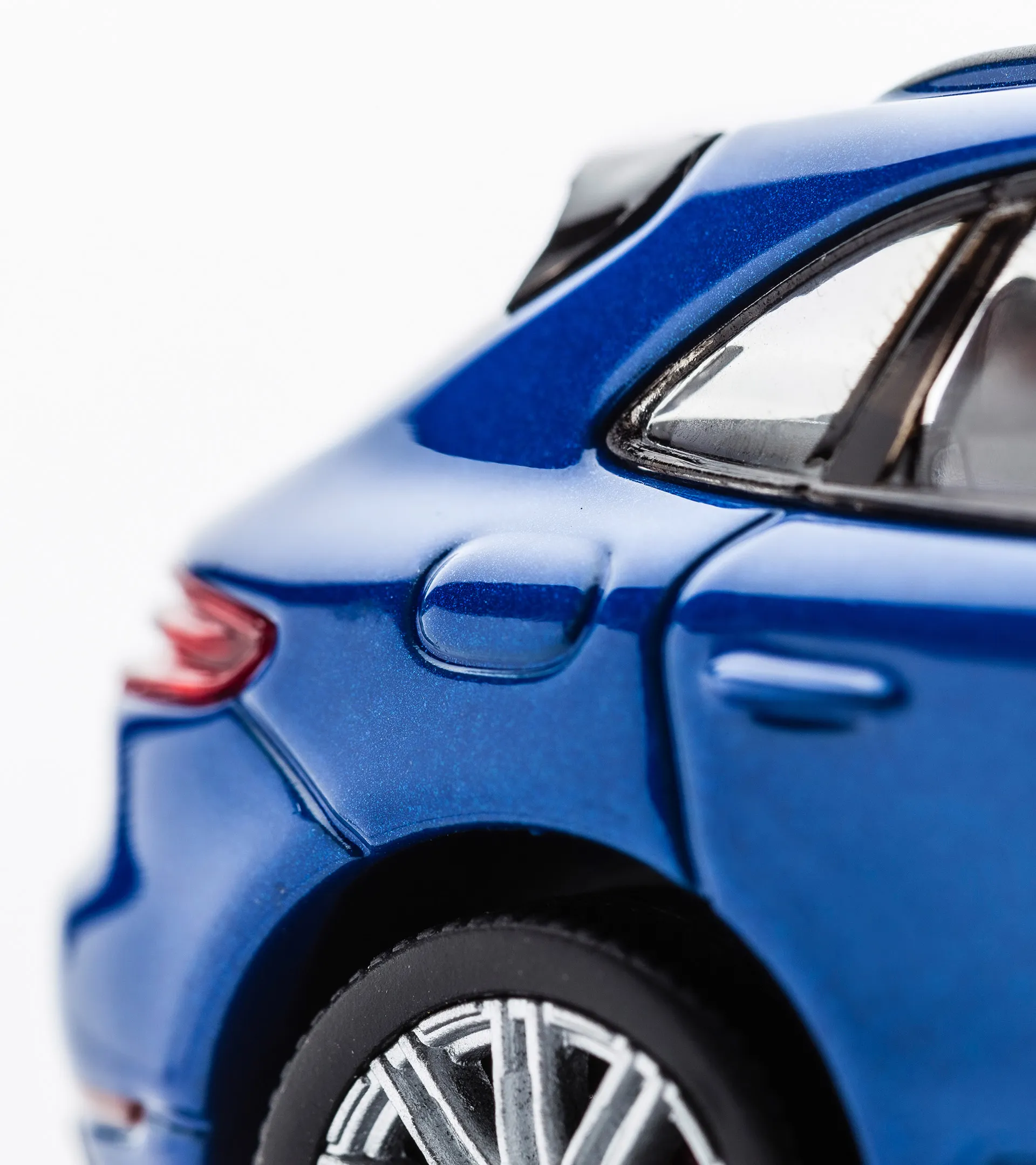 Porsche Macan Turbo 3