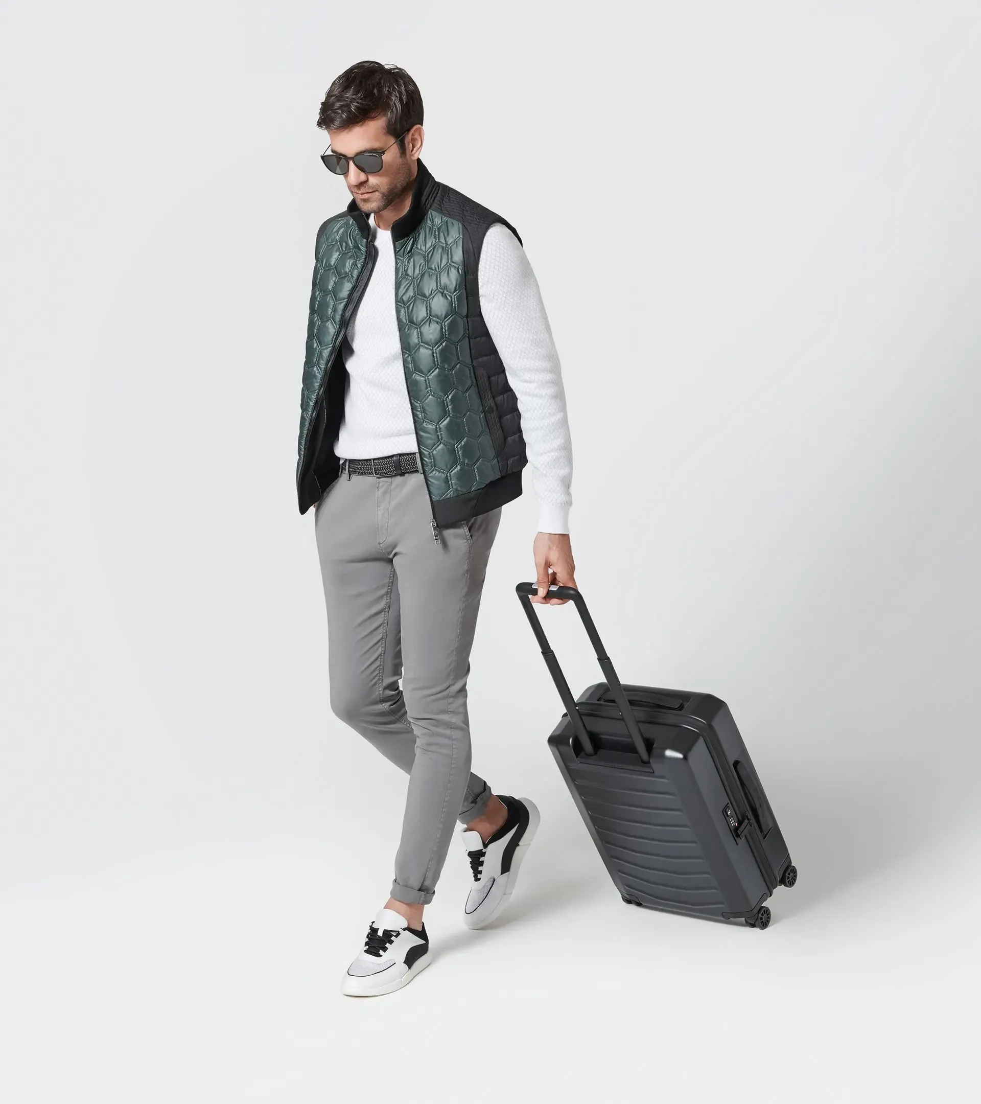 Bundle Roadster Hardcase Trolley Light matte black 5