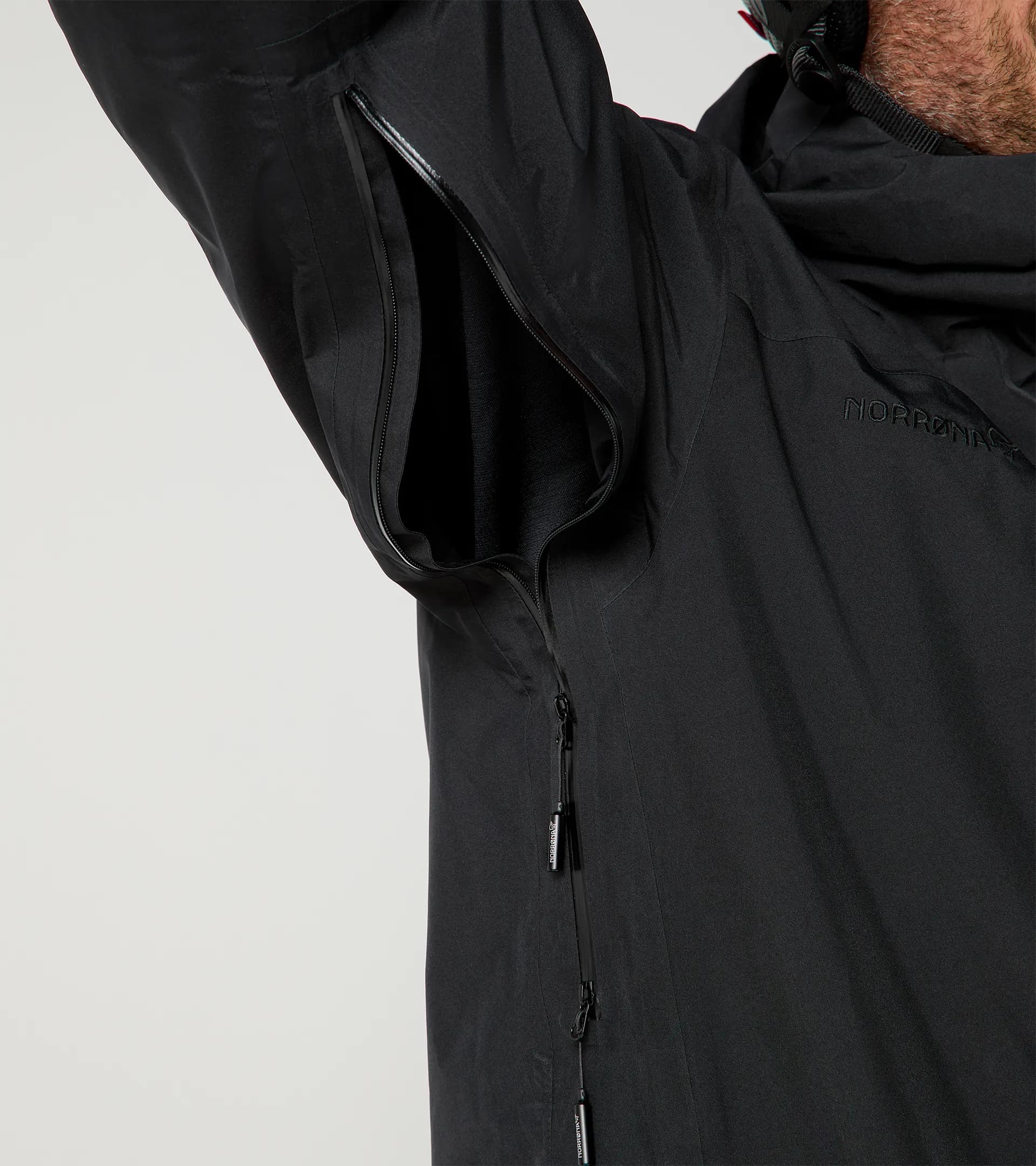 Ski jacket – Porsche x Norrøna  4