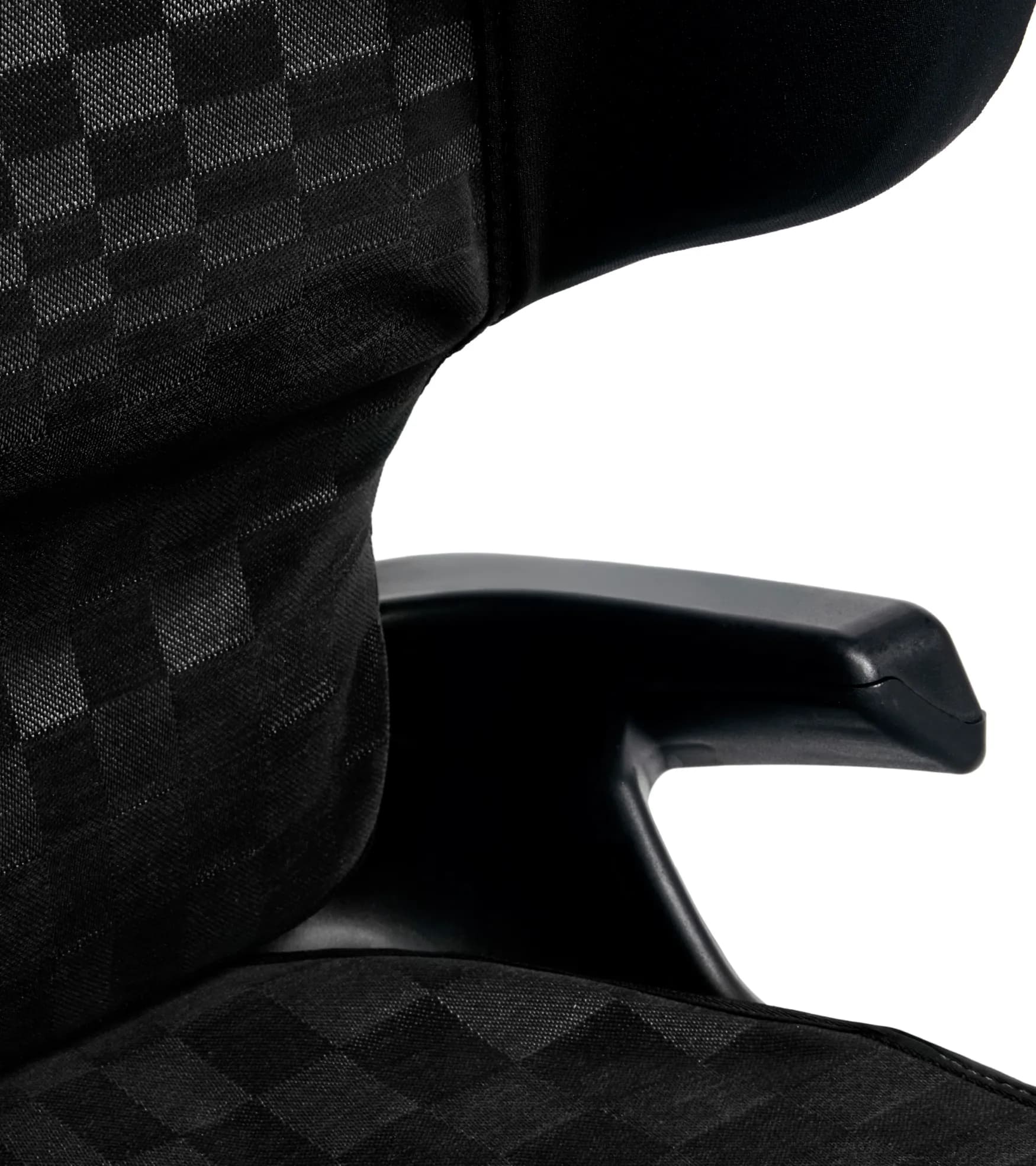 Child seat cover in Pasha Black/Darksilver design Porsche Junior Seat i-Size 2