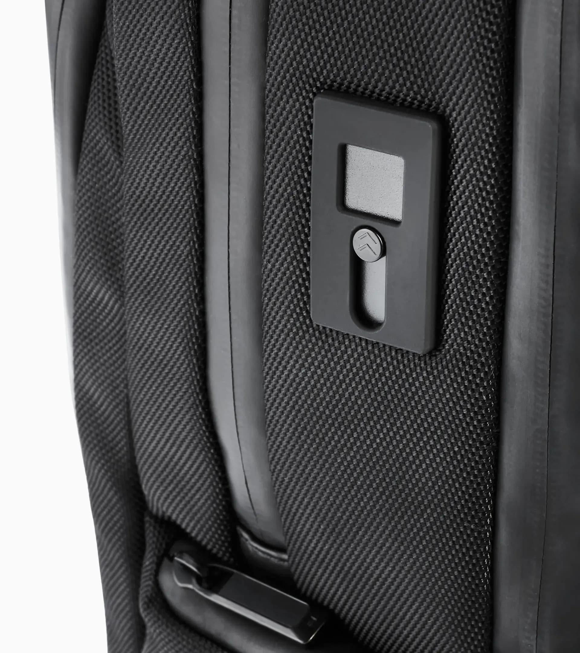 Roadster Pro Backpack L 7