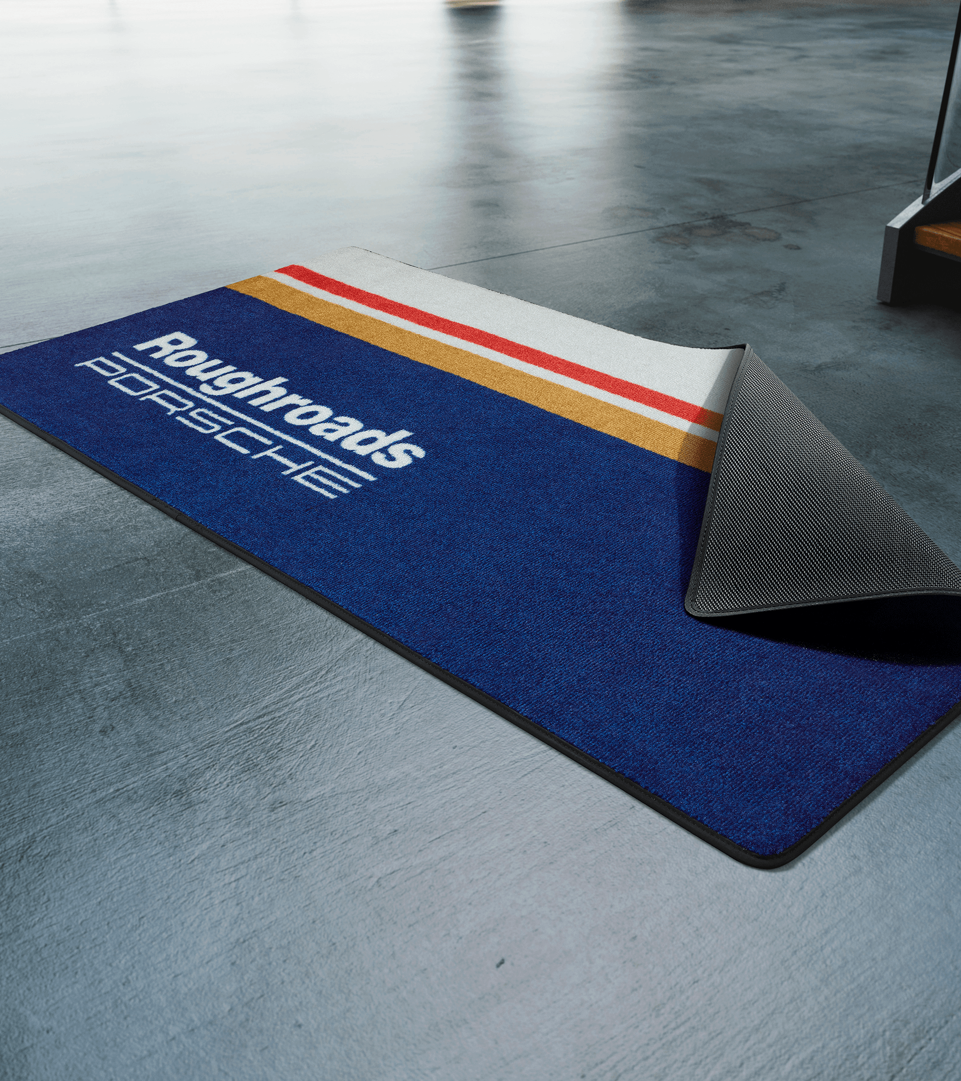 Alfombrilla de garaje en Roughroads Design