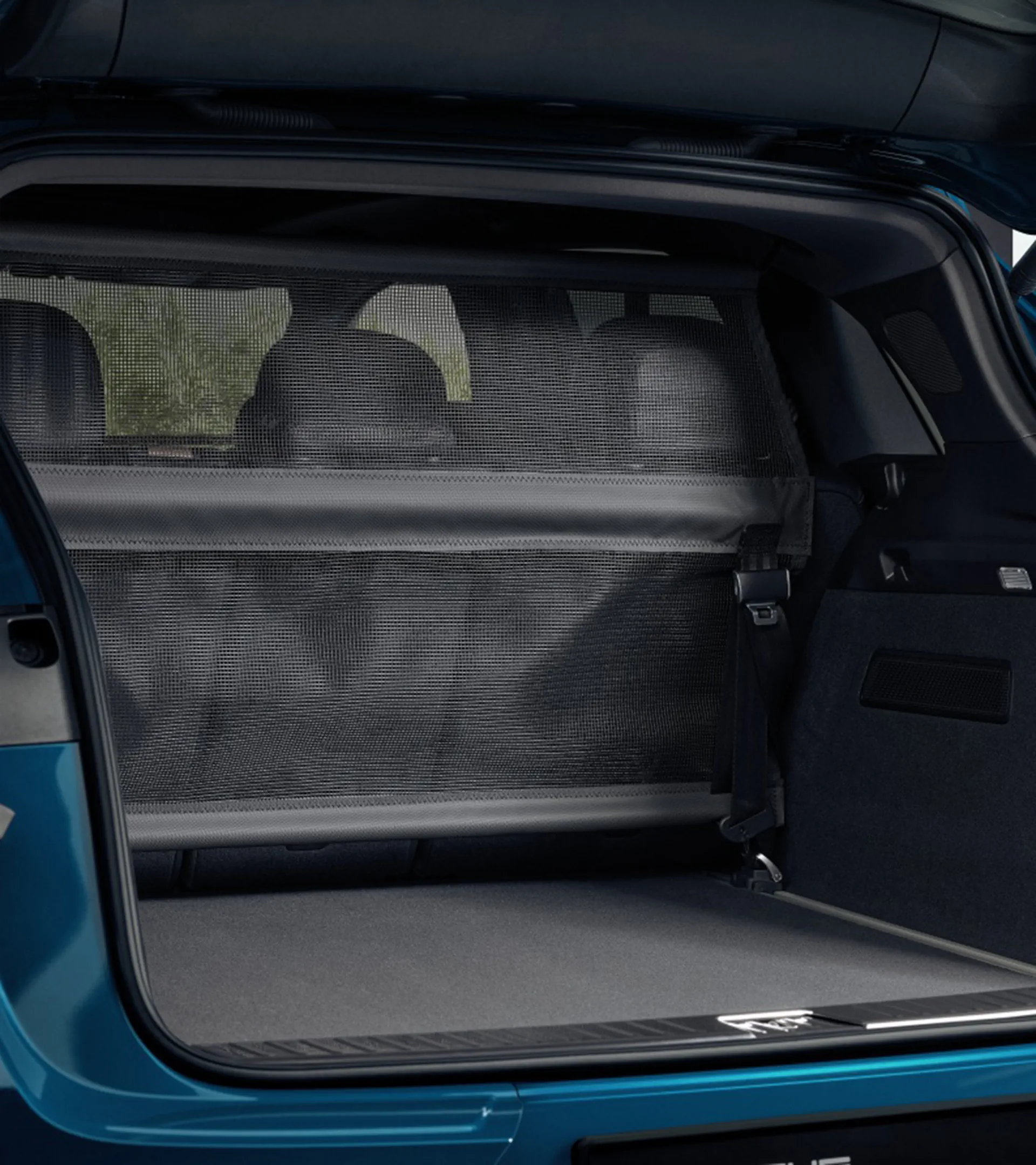 Luggage compartment partition net 2