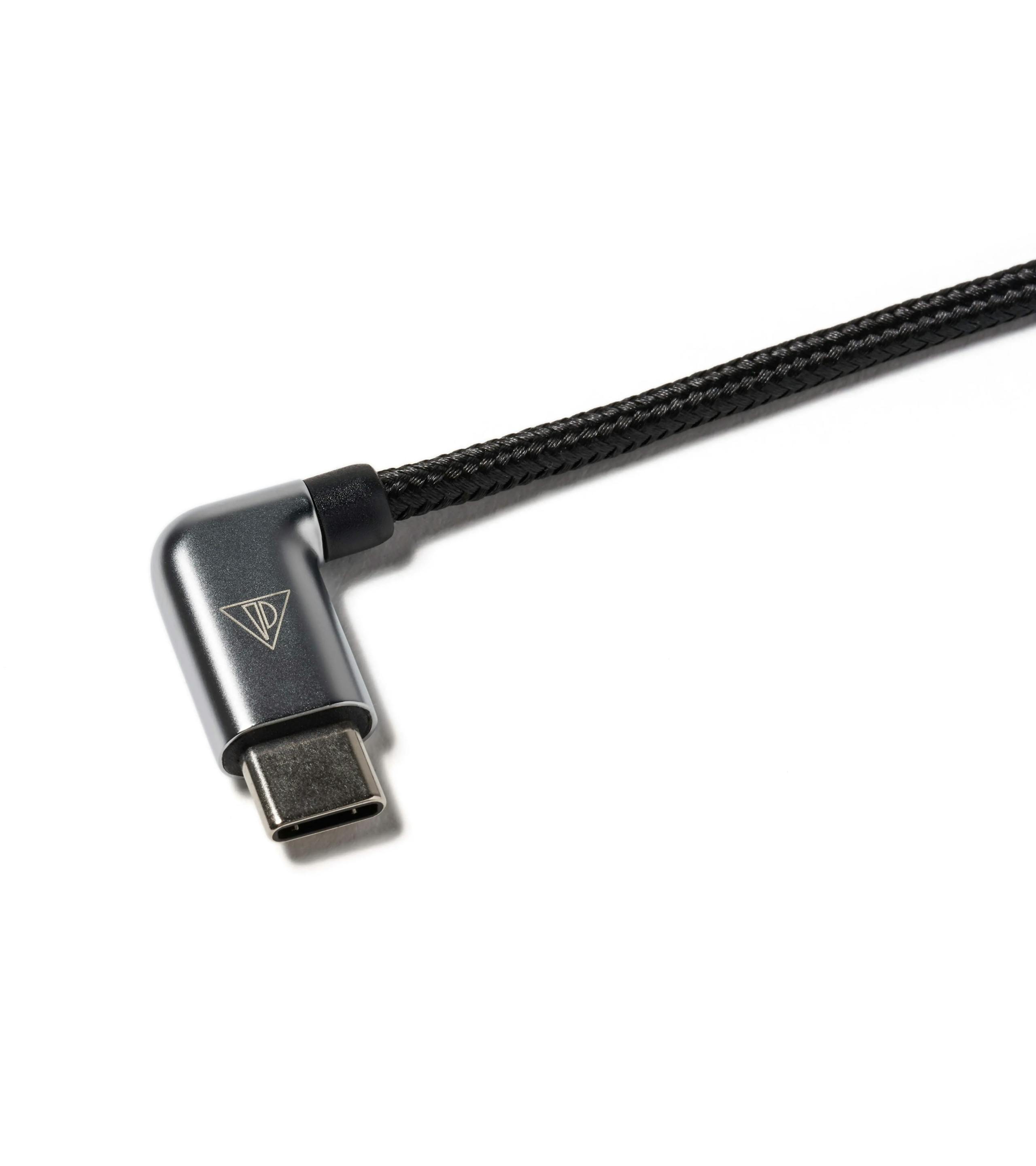 USB type C™ smartphone charging cable 2