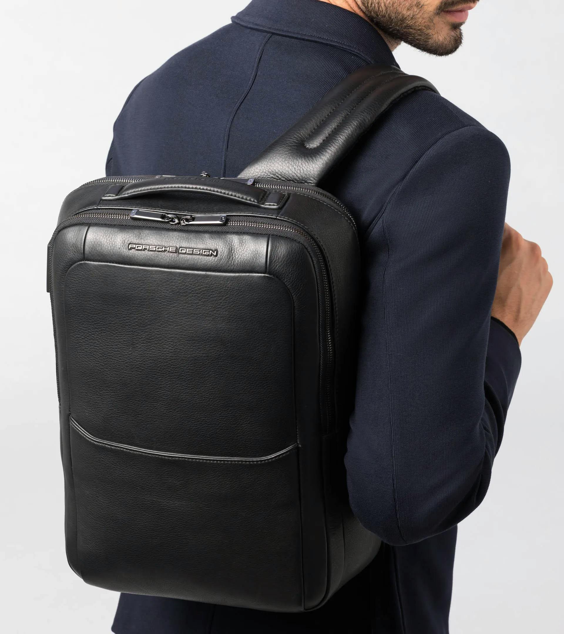 Roadster Leather Backpack S1 7