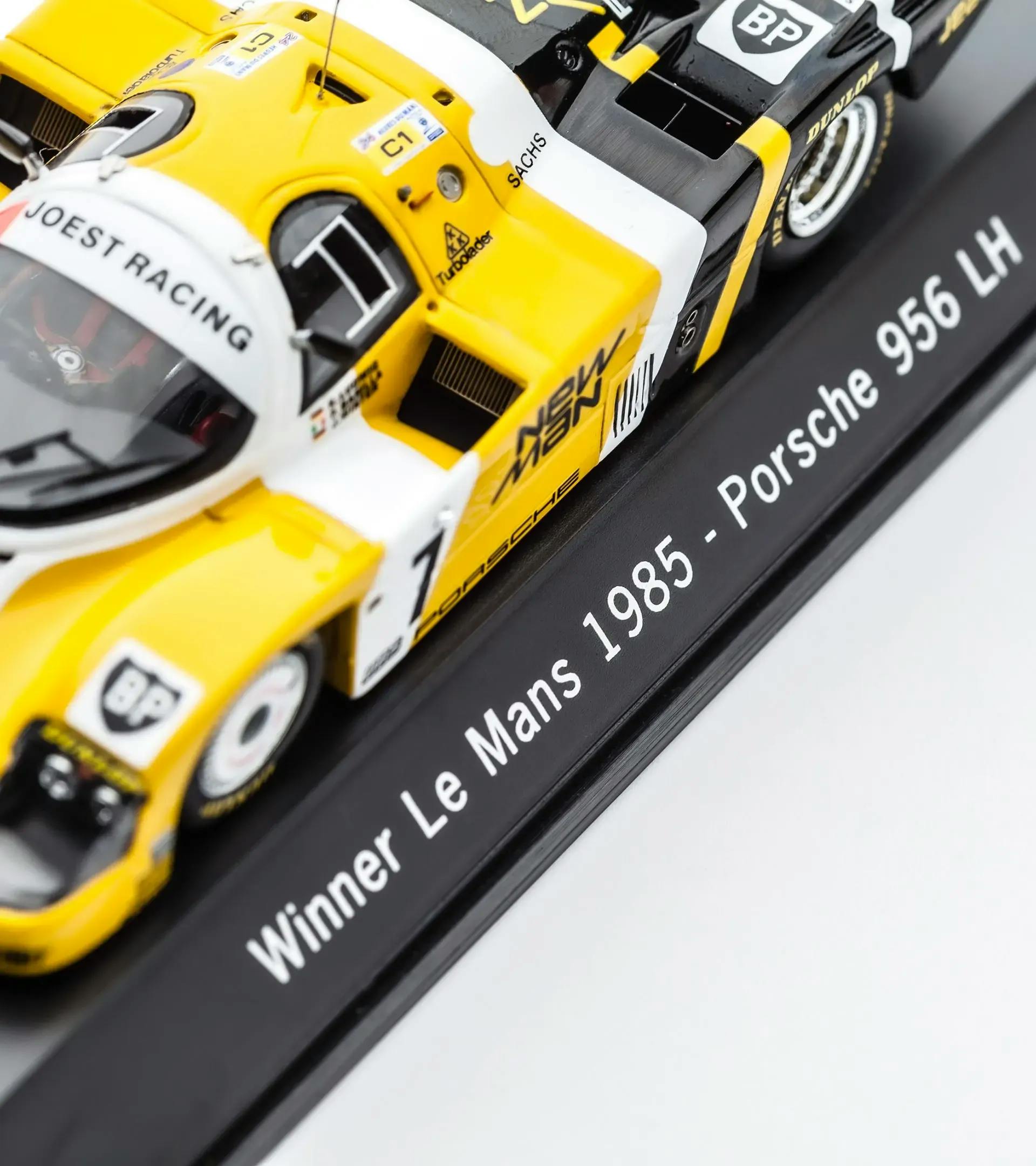 Porsche 956 - Le Mans1985 4