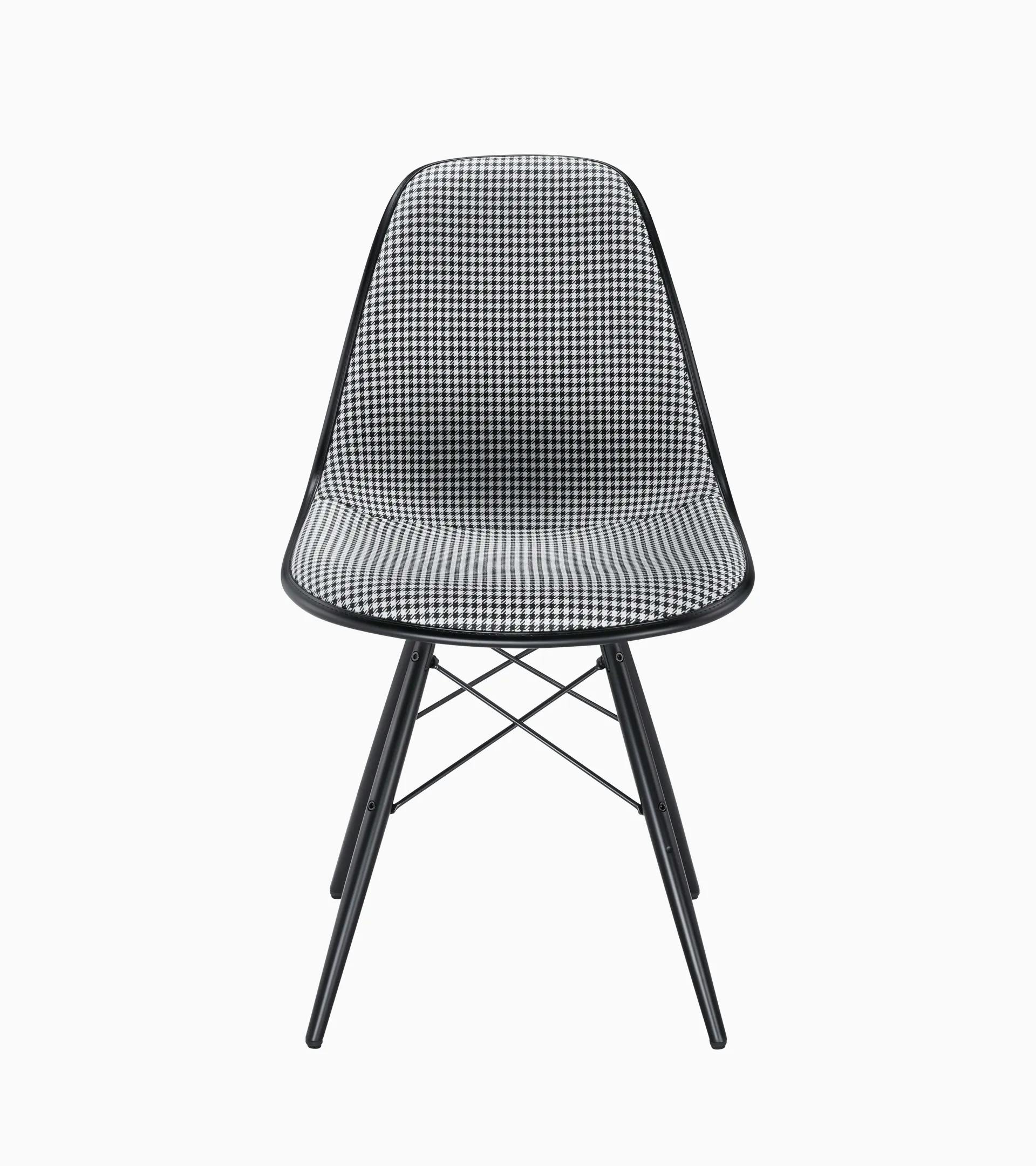 Eames Plastic Side Chair Pepita Edition – Limited Edition 1