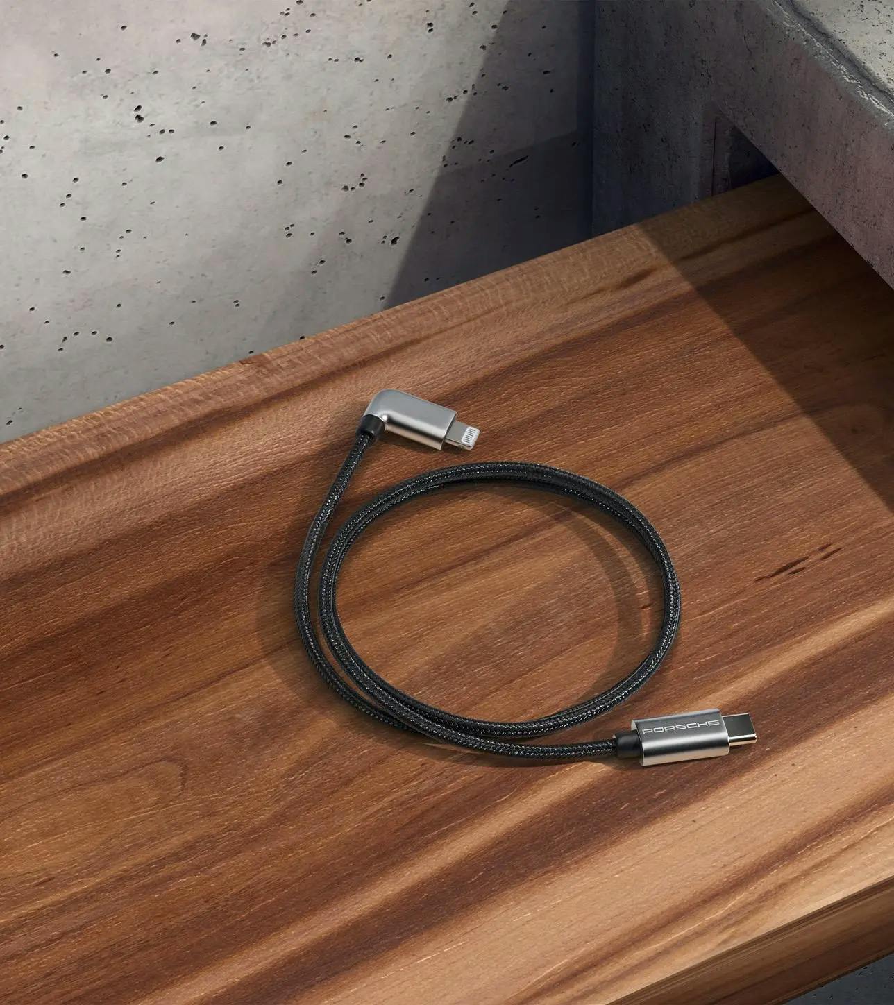 Câble de charge USB type C™ pour smartphone avec connexion Apple Lightning® 1