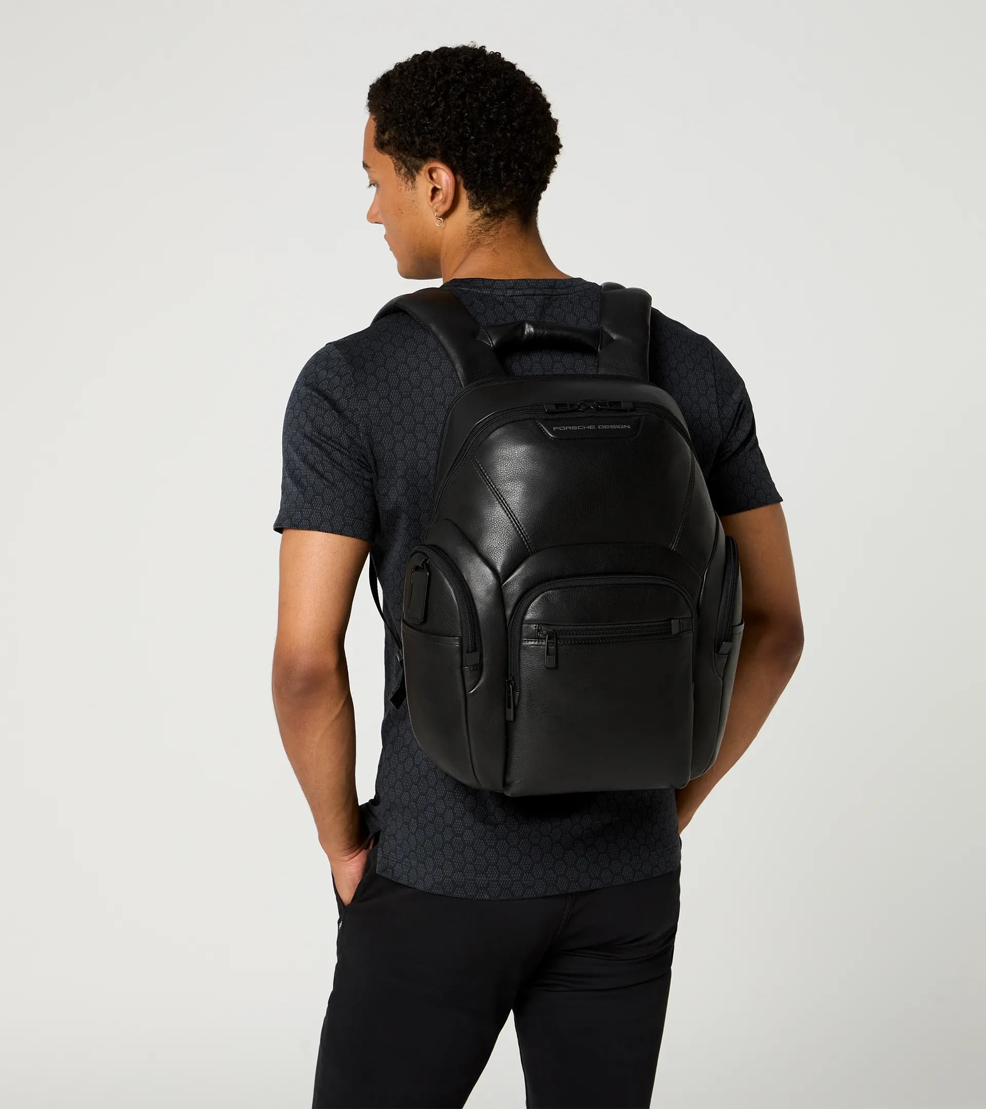 coach henry backpack price Outlet Sprint In Signature Jacquard Stylish Large Black Leather Backpack Has Two Pockets On The Sides And A Zipper Pocket Along Side Roadster Leather Backpack M |