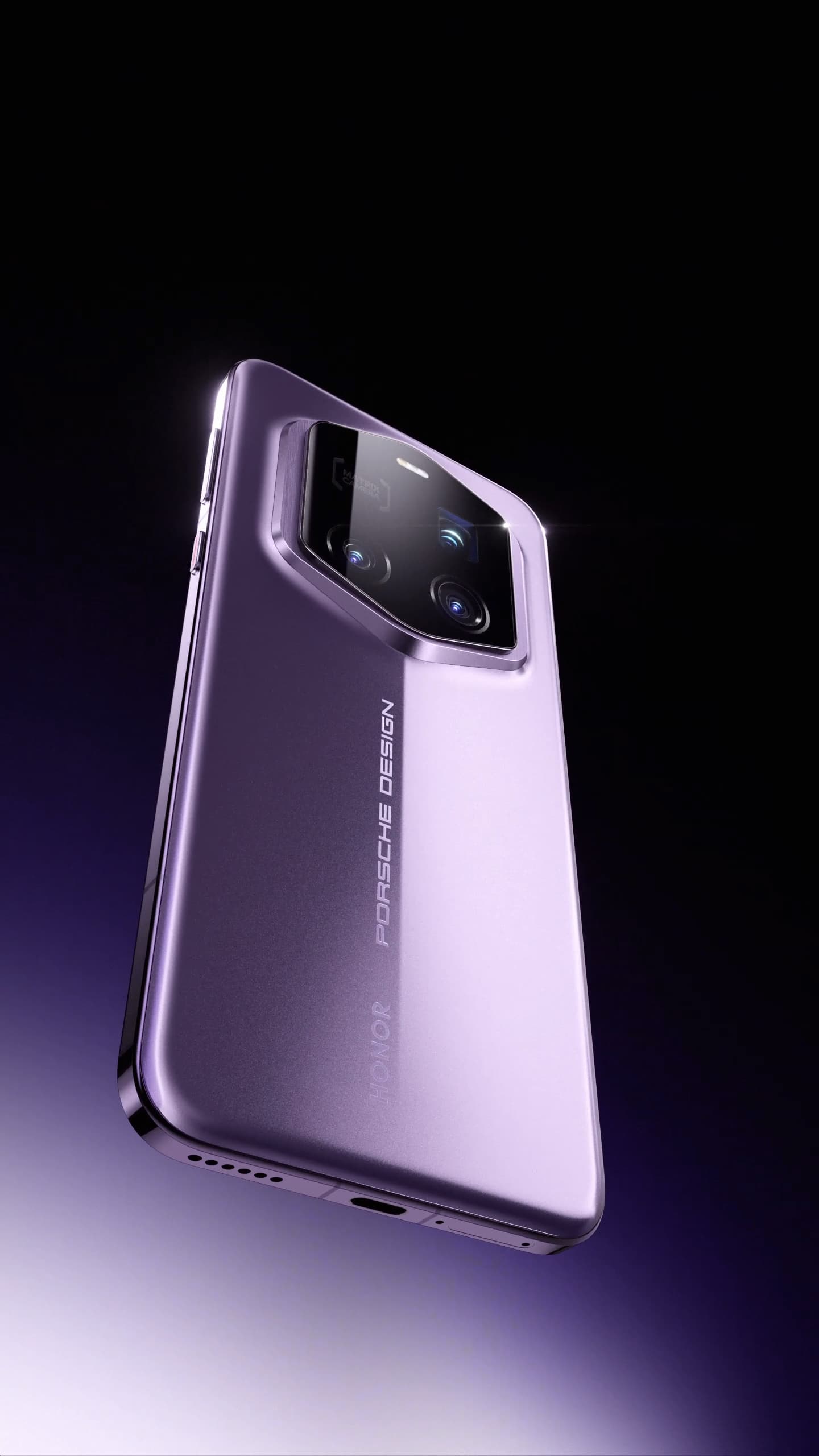 Image shows Porsche Design HONOR Magic7 RSR in the color Provence