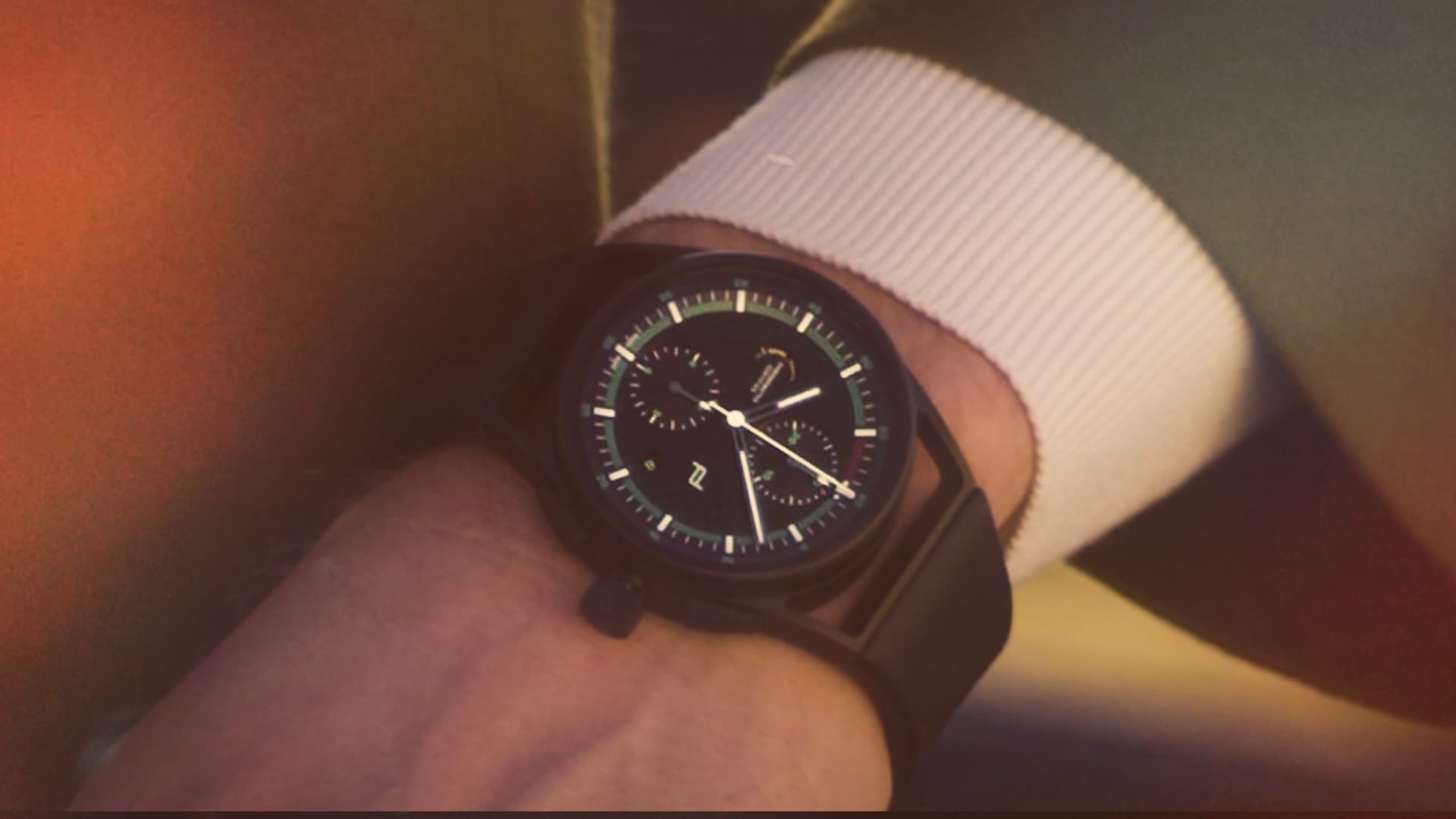 Close Up Chronograph 911 Spirit 70 on a mans wrist