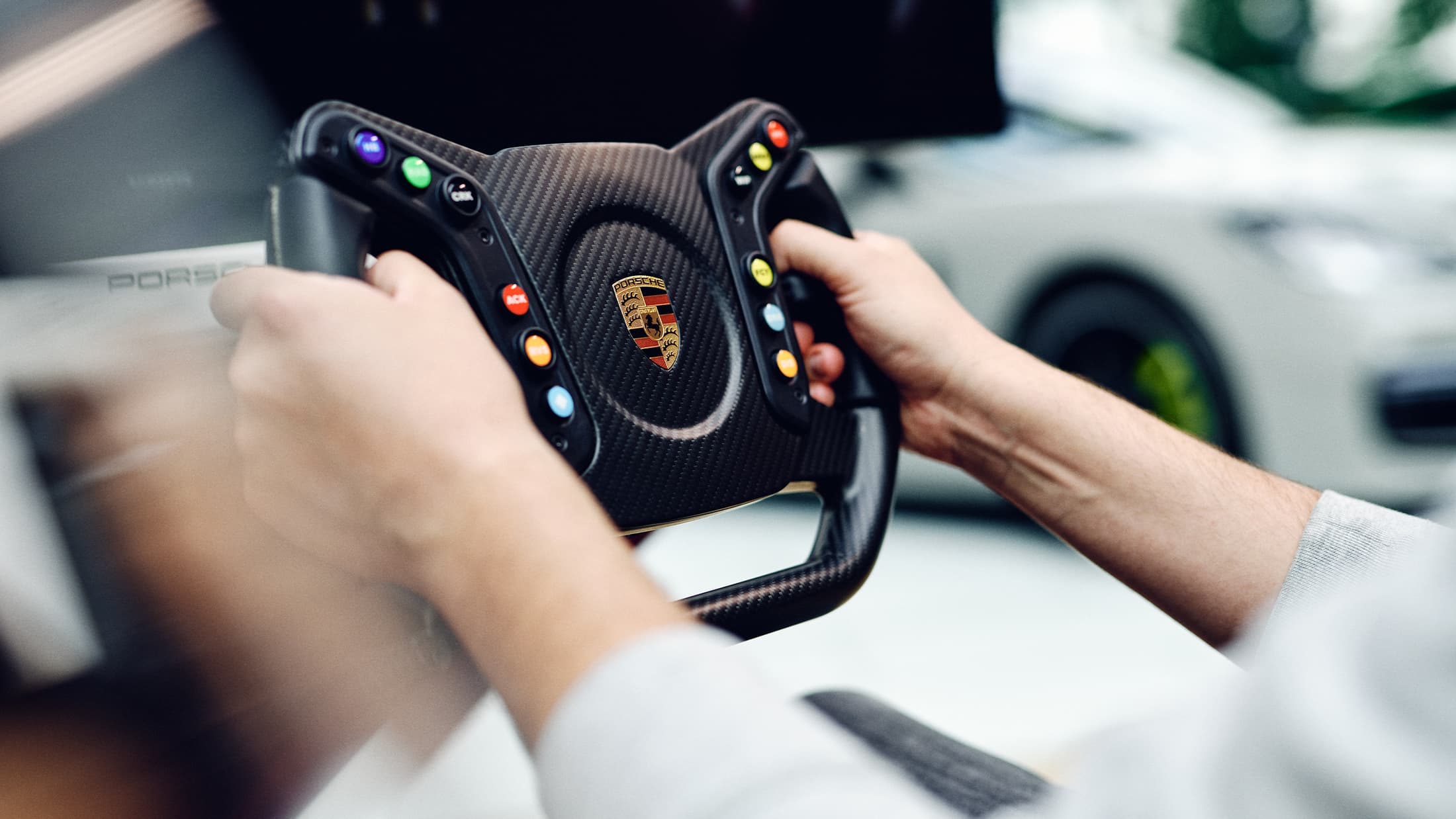 Porsche Multimedia & Gaming | PORSCHE SHOP